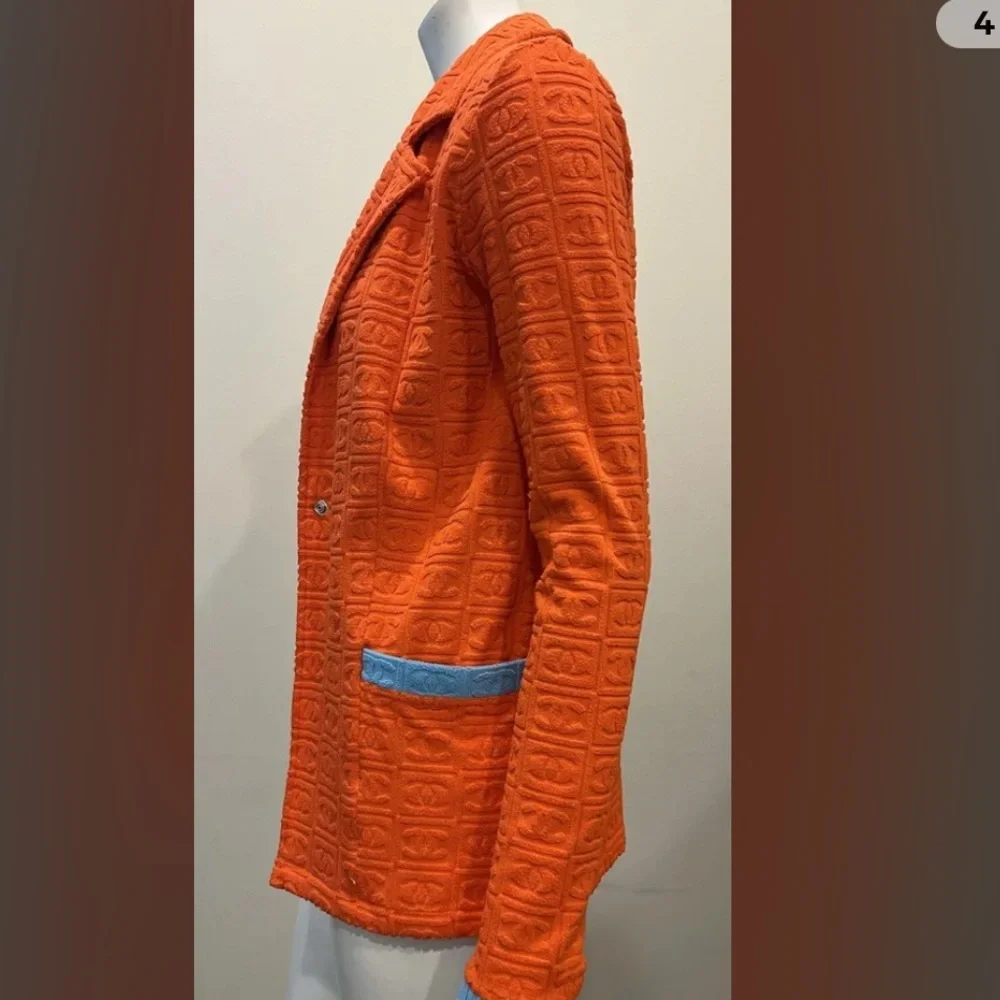 Summer vintage Chanel terry cloth blazer cc logo embossed